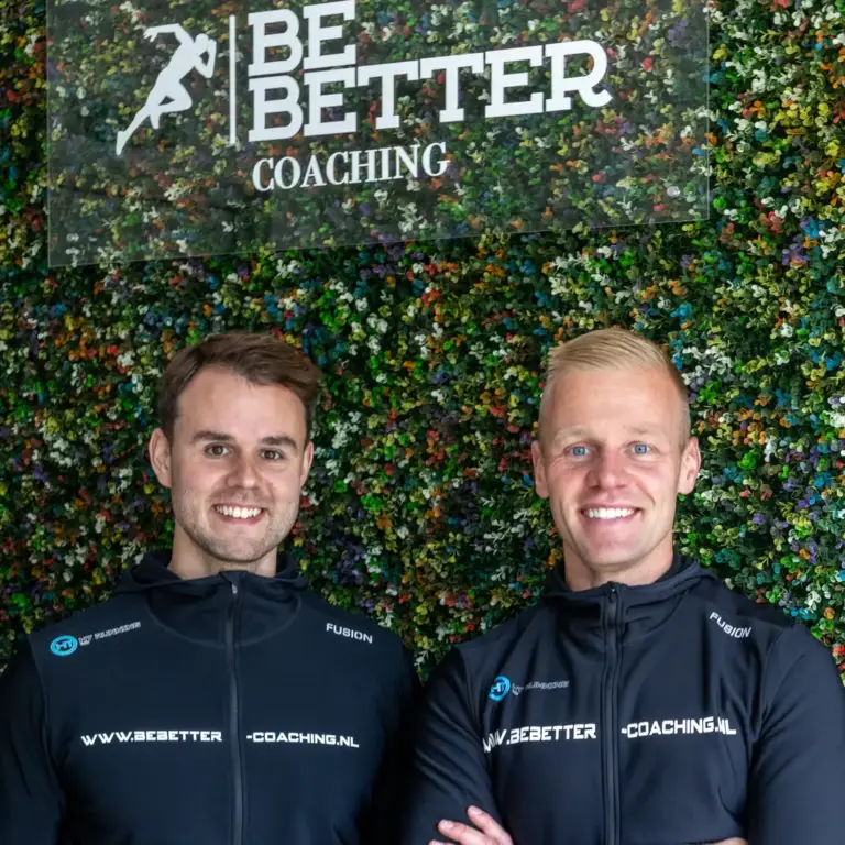 Jip van Lent en Remco Groen voor het BeBetter-logo